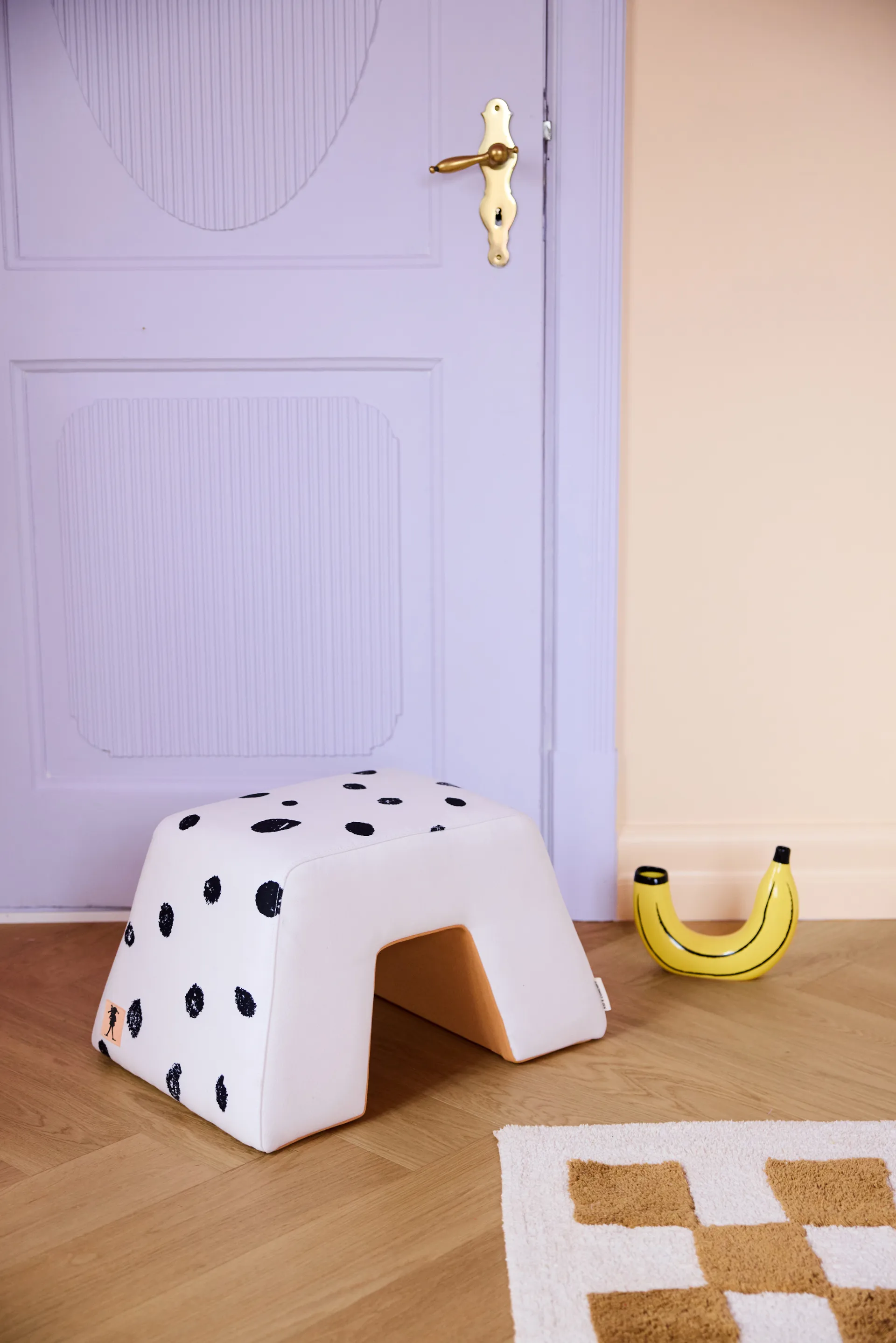 Stołek Pippi, Biało-pomarańczowy Kid's Concept