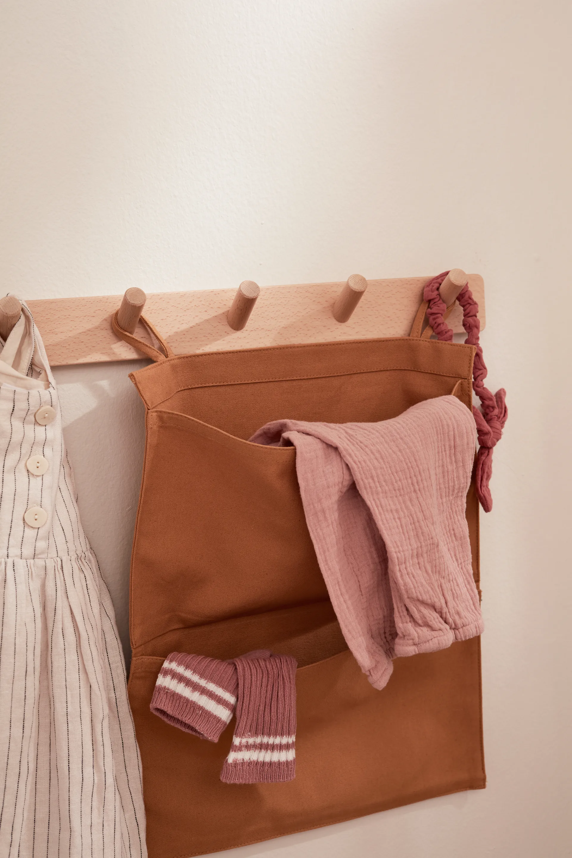 Wieszak z haczykami Saga, Buk Kid's Concept