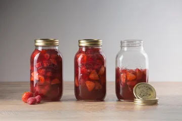 Okrągły słoik do przetworów Kilner - Przezroczysty-złoty, 1 L - Kilner