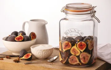 Szeroki słoik Kilner WIDE - Przezroczysty-złoty, 0,5 l - Kilner