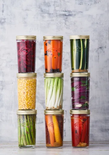 Szeroki słoik Kilner WIDE - Przezroczysty-złoty, 0,5 l - Kilner