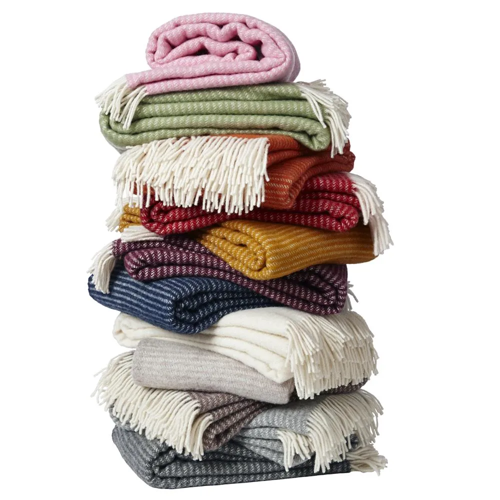 Wełniany pled Ralph, Kość słoniowa Klippan Yllefabrik