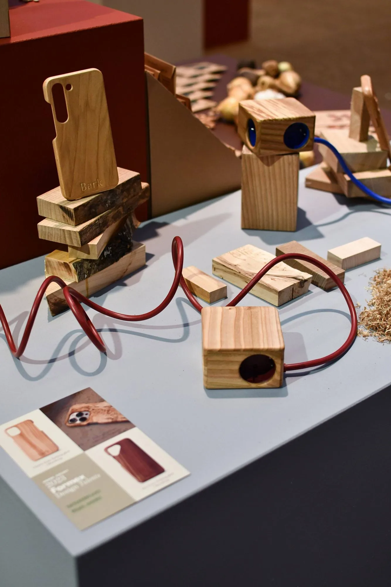 Obudowa na listwę zasilającą Cuboid+ Kord x Bark woodencase, Bark Kord