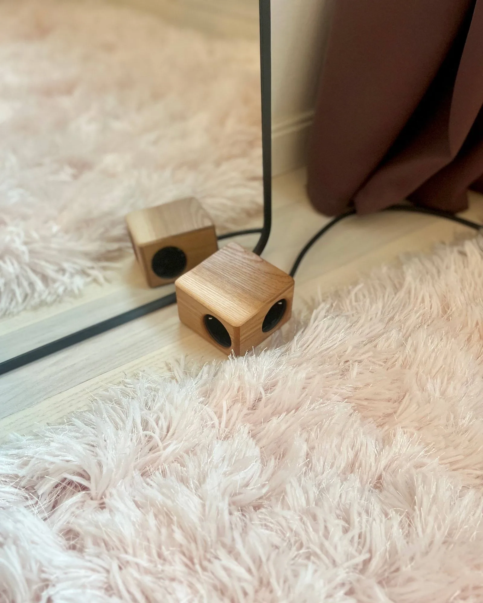Obudowa na listwę zasilającą Cuboid+ Kord x Bark woodencase, Bark Kord