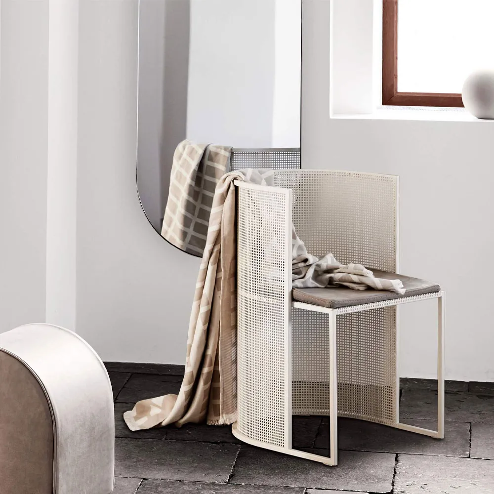 Bauhaus krzesło, black Kristina Dam Studio