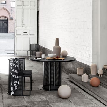 Bauhaus stoł - black - Kristina Dam Studio