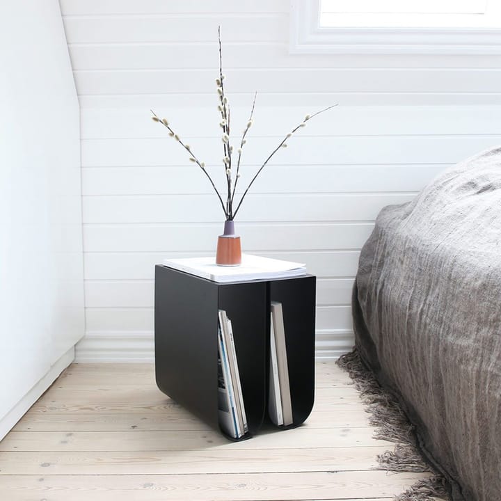 Curved boczny stolik , black Kristina Dam Studio