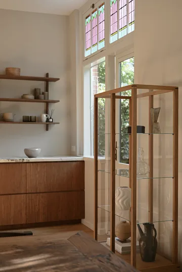 Japońska witryna duża - Dąb olejowany w ciepłym odcieniu - Kristina Dam Studio