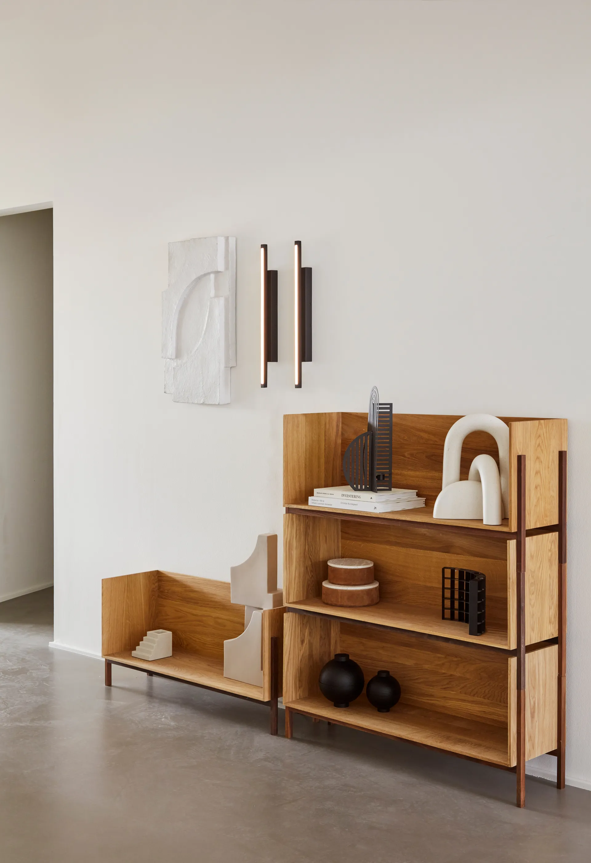 Serif Relief dekoracja ścienna M, Off white Kristina Dam Studio