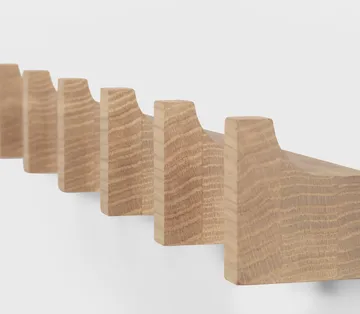 Wieszak Column 49 cm - Dąb olejowany na jasny kolor - Kristina Dam Studio