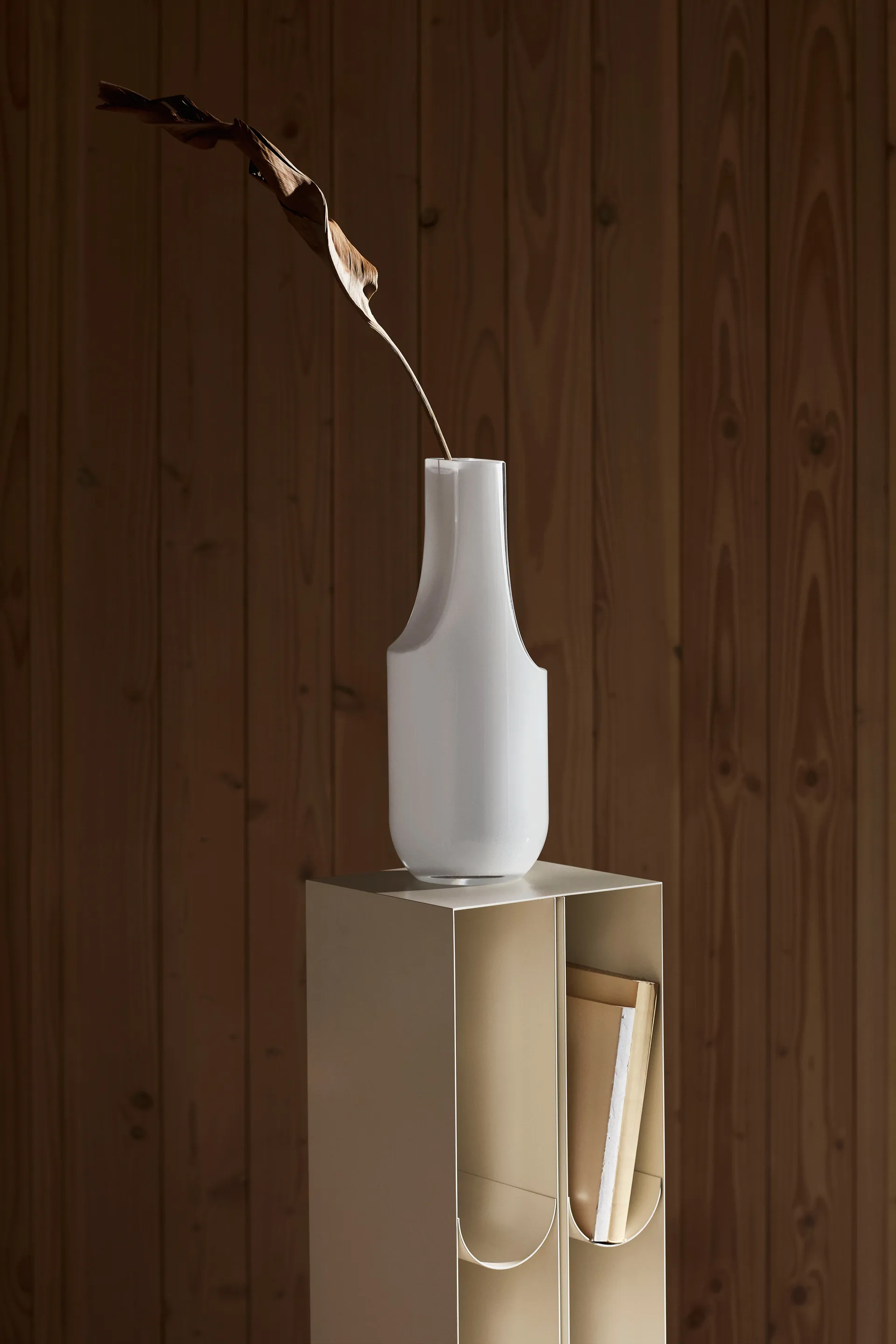 Zaokrąglony postument, Beżowy Kristina Dam Studio