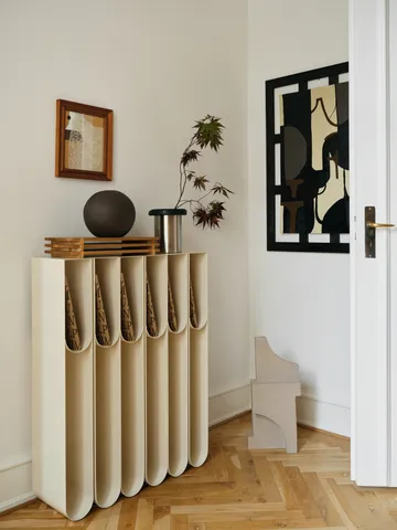 Zaokrąglony postument - Beżowy - Kristina Dam Studio