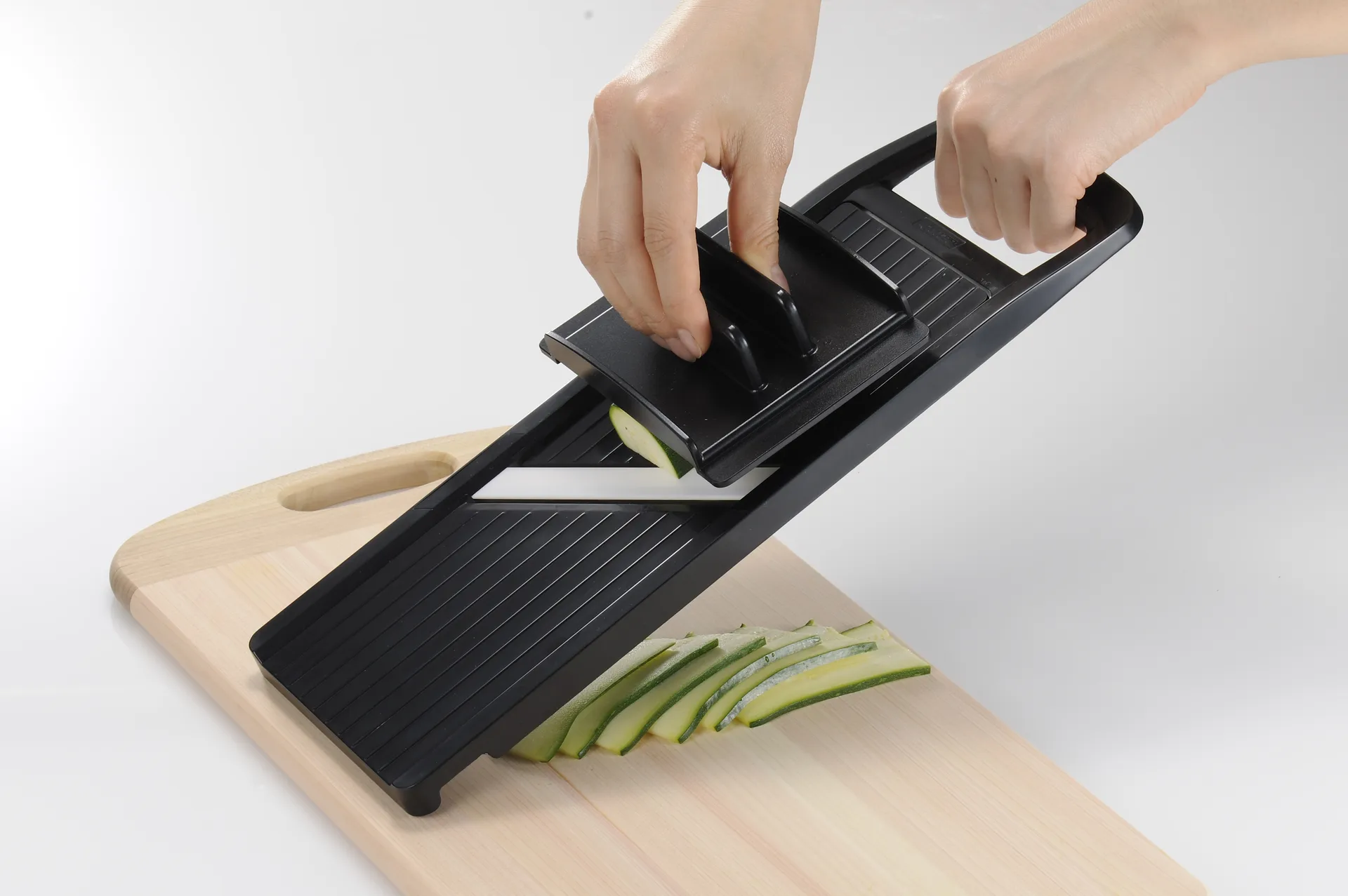 Kyocera mandolina duża, Czarny Kyocera