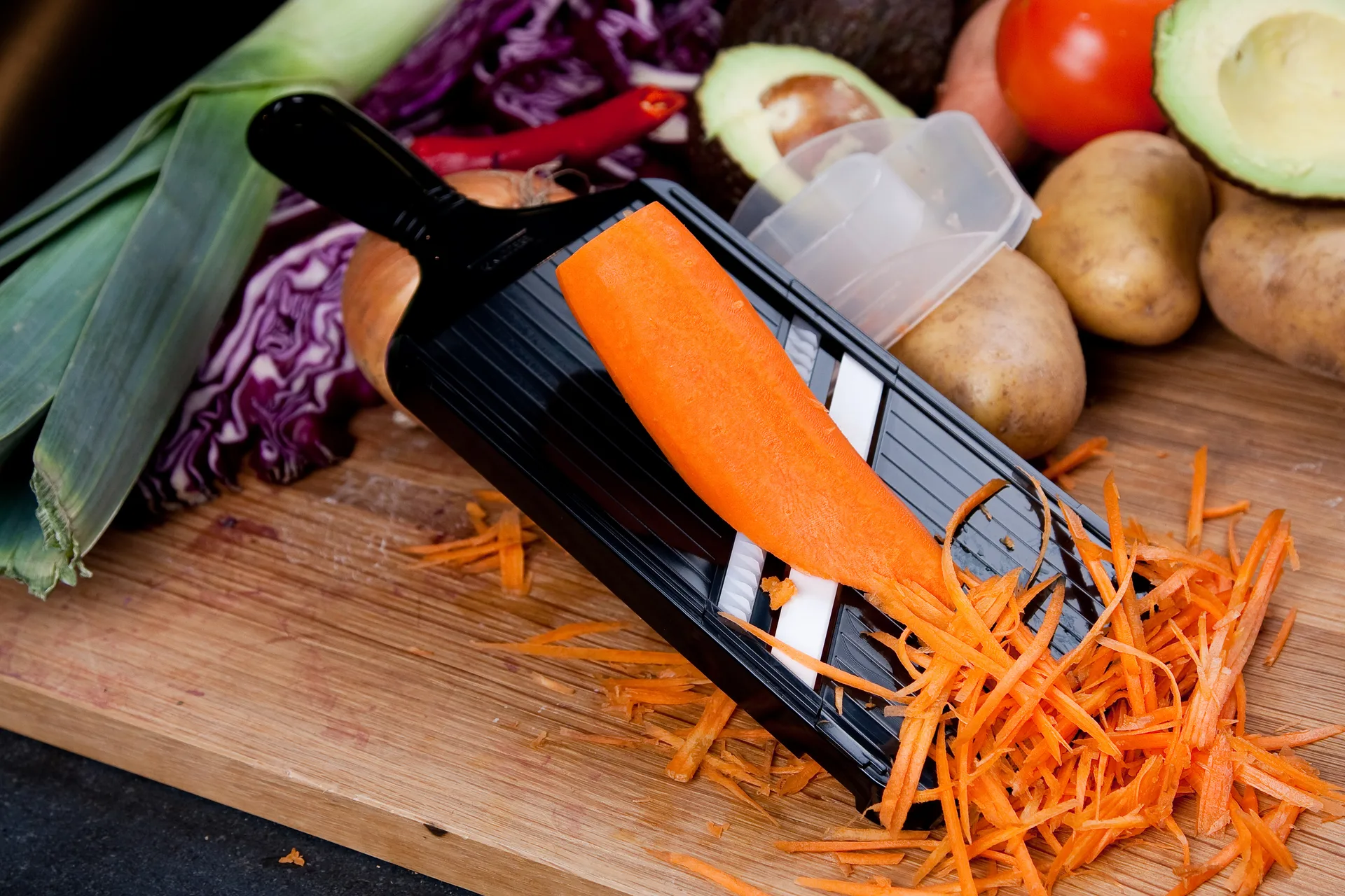 Mandolina Kyocera julienne, Czarny Kyocera