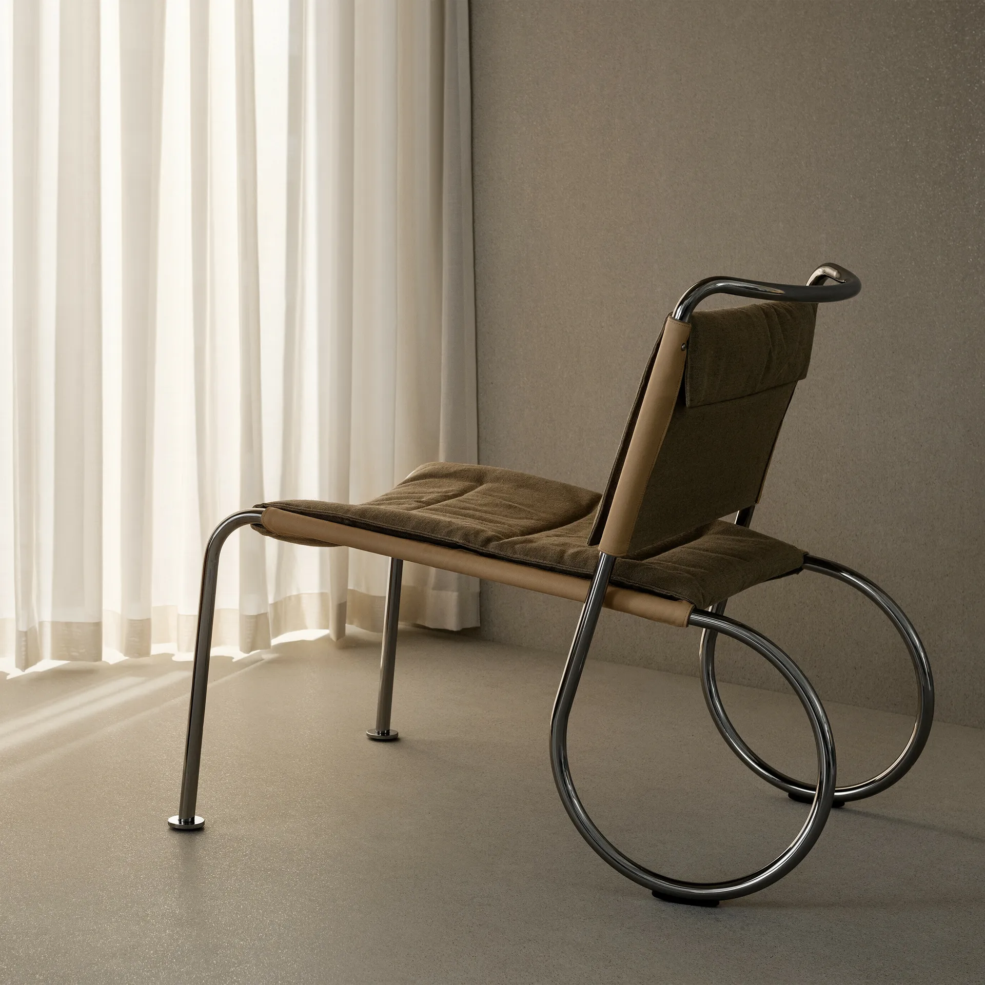 Fotel Corso Easy Chair, Skóra Elmo Nordic Natural-tkanina lniana - chrom Lammhults