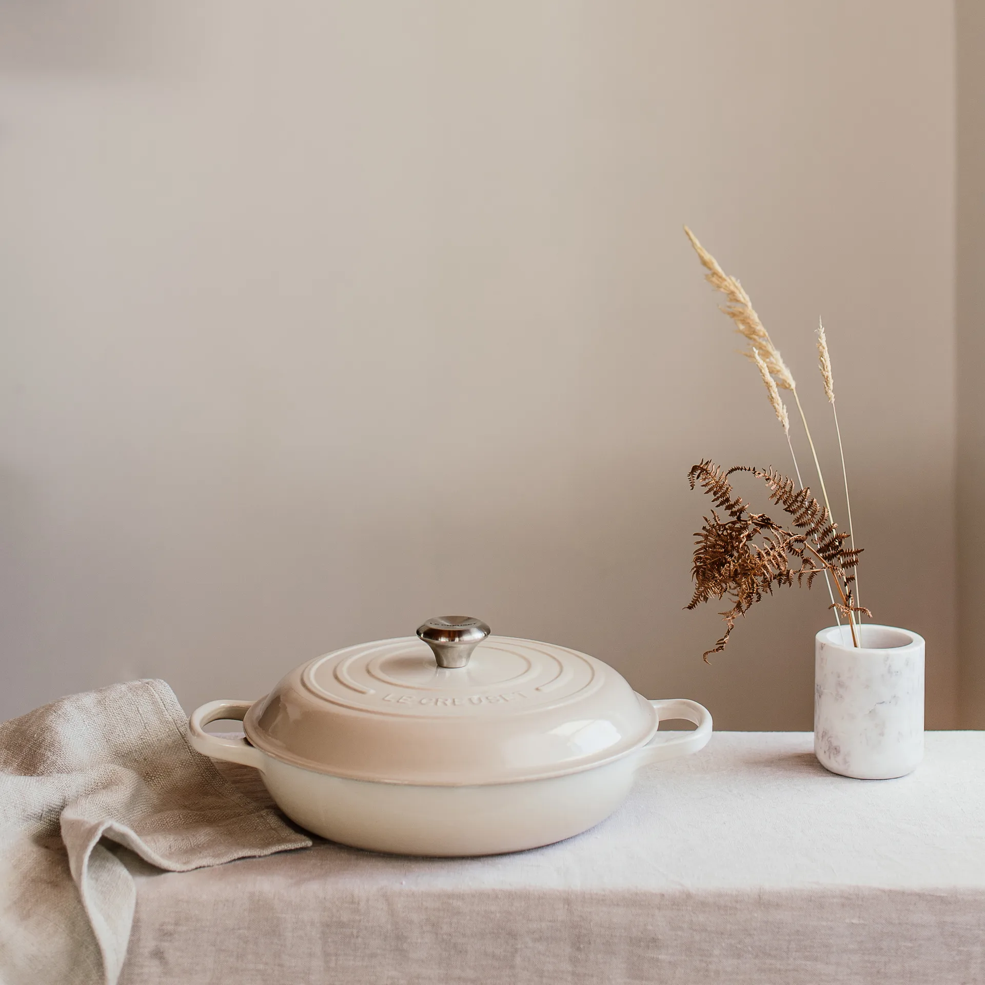 Garnek bufetowy Le Creuset 3,5 l, Meringue Le Creuset