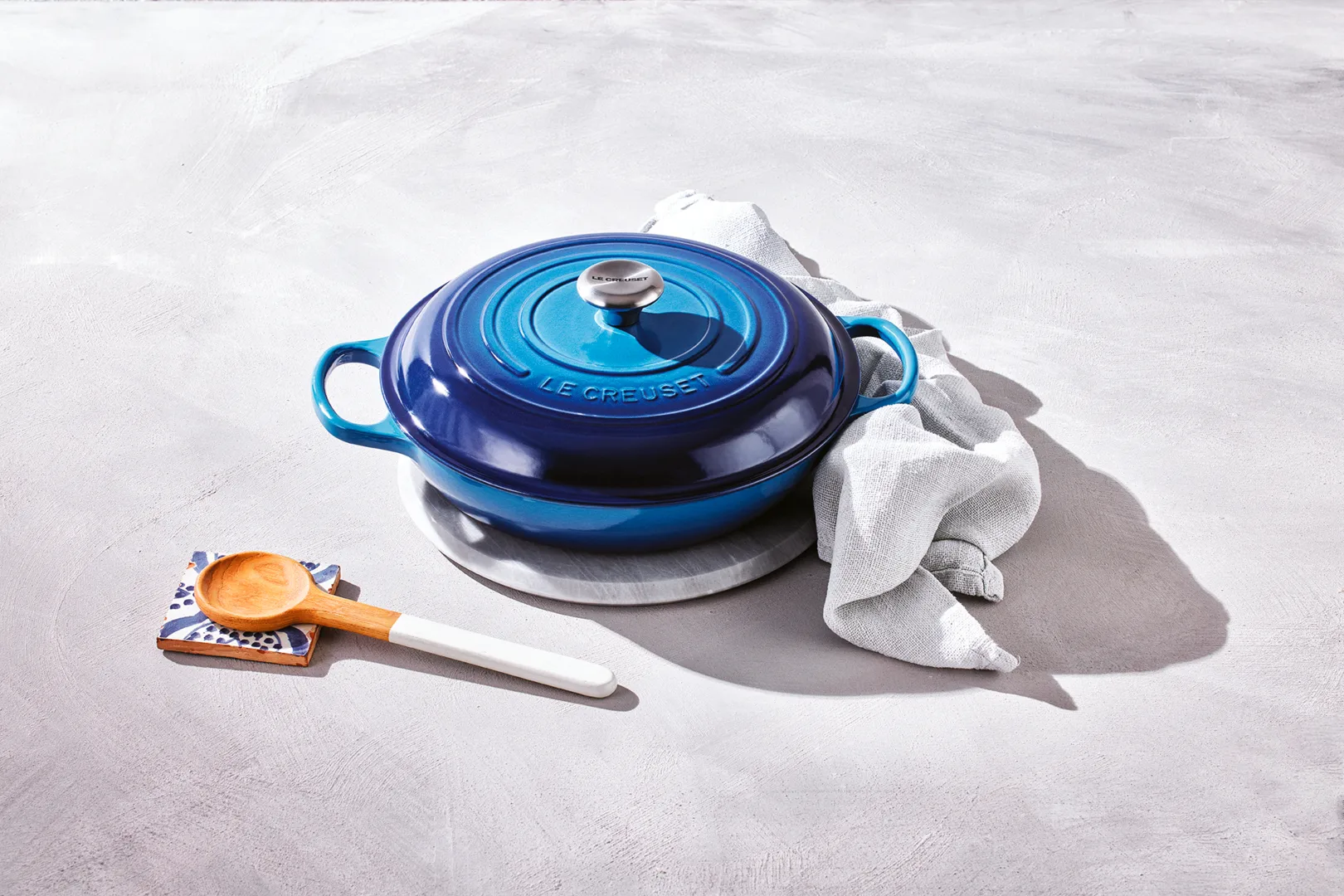 Garnek bufetowy Signature 3,5 l, Azure blue Le Creuset