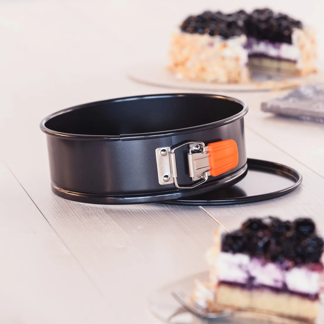 Le Creuset forma sprężynowa, 20 cm Le Creuset