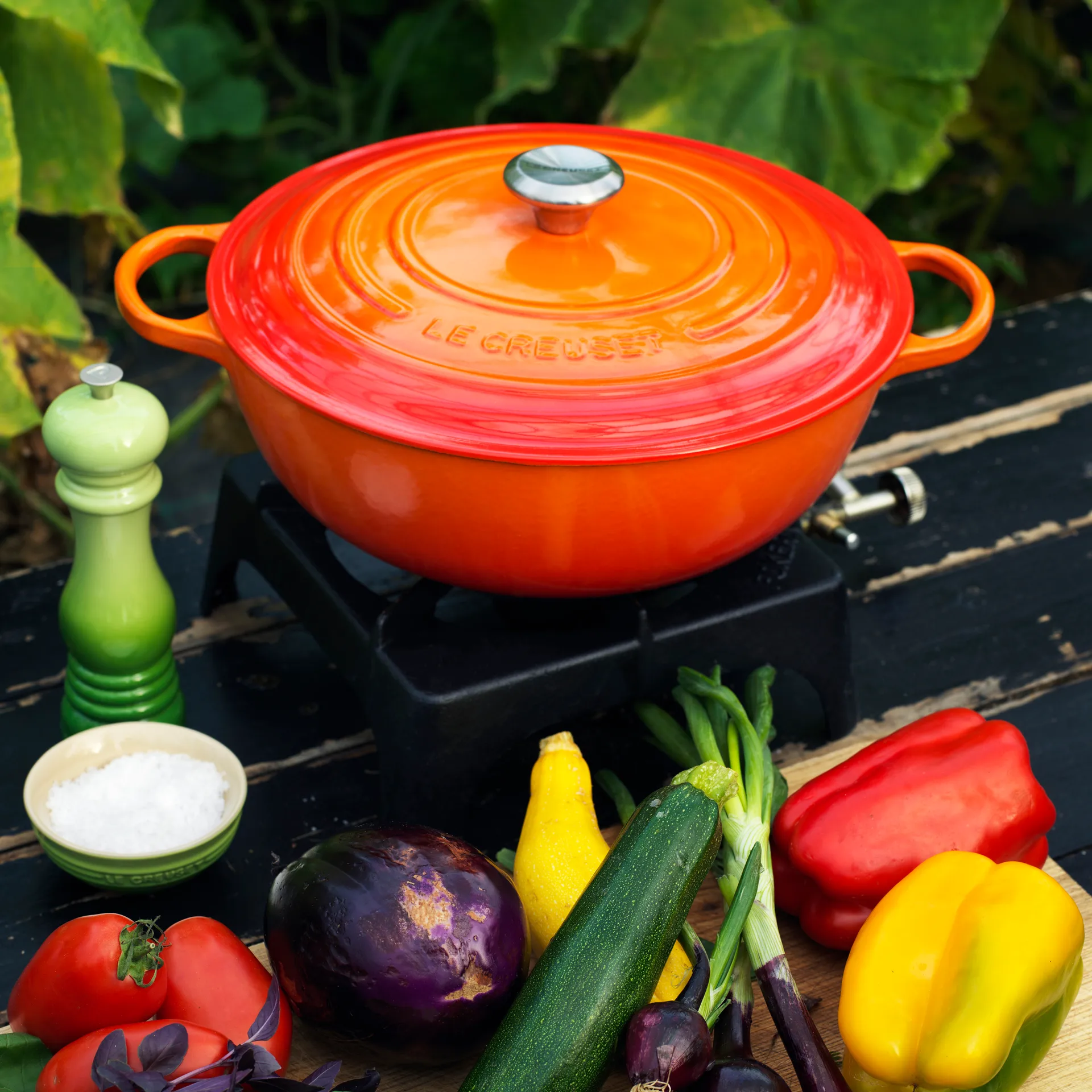 Le Creuset garnek do duszenia 32 cm, Volcanic Le Creuset