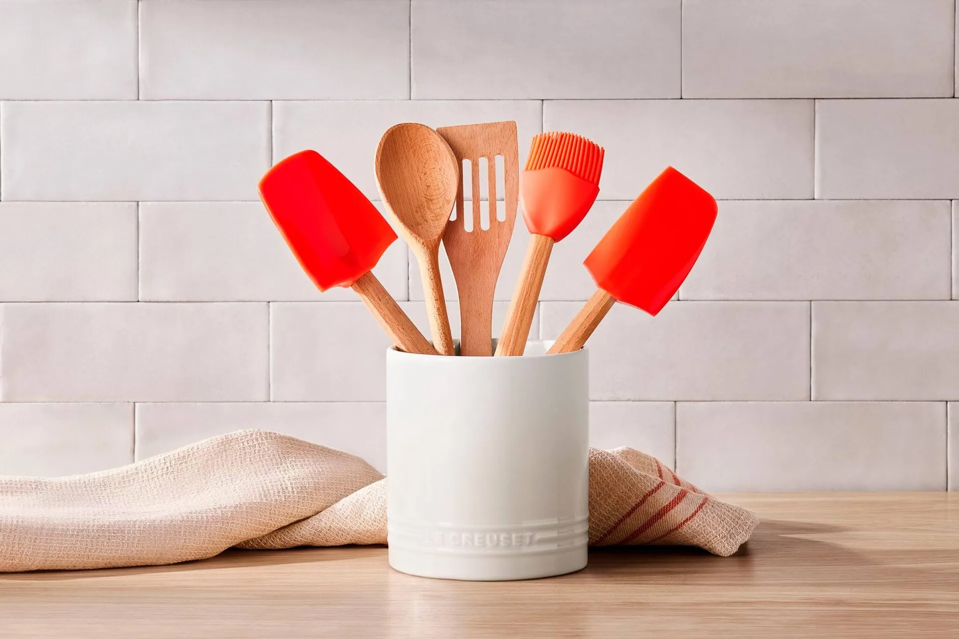 Le Creuset Signature pędzel cukierniczy silikonowy, Wulkaniczny Le Creuset
