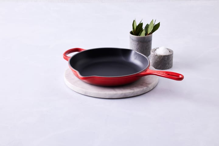 Patelnia Le Creuset Signature Ø23 cm, Cerise Le Creuset