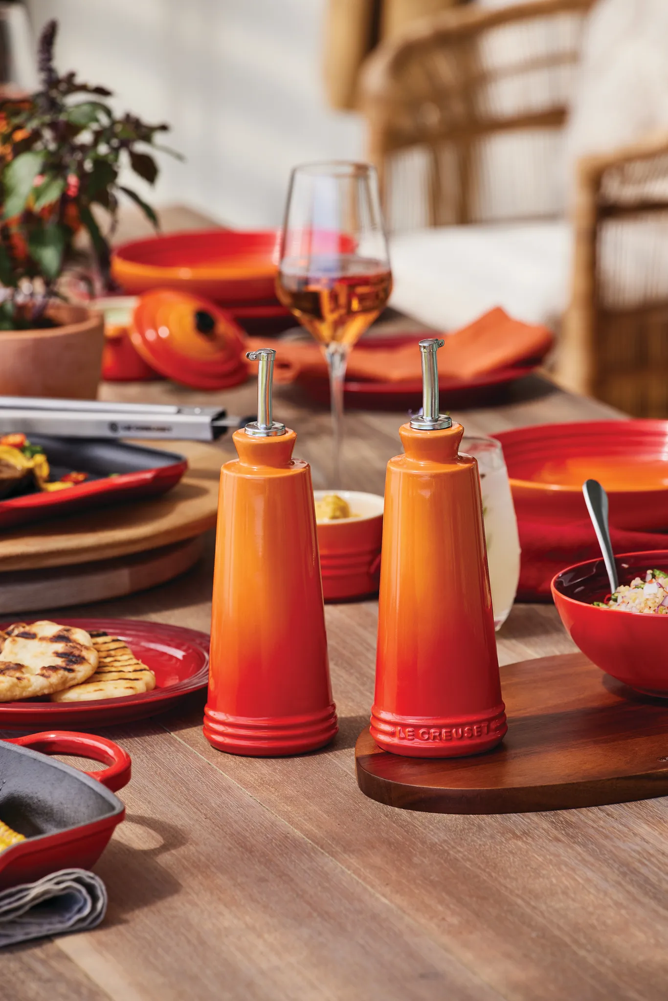 Zestaw do oliwy i octu Le Creuset Signature, Volcanic Le Creuset