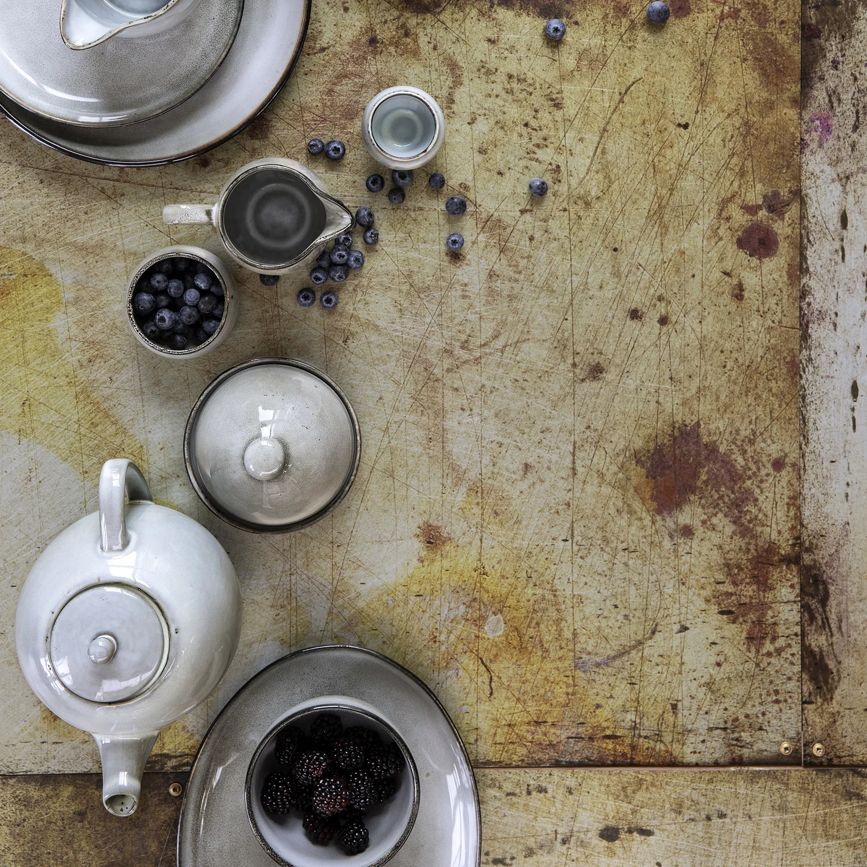 Amera kielich na jajka, Szary Lene Bjerre