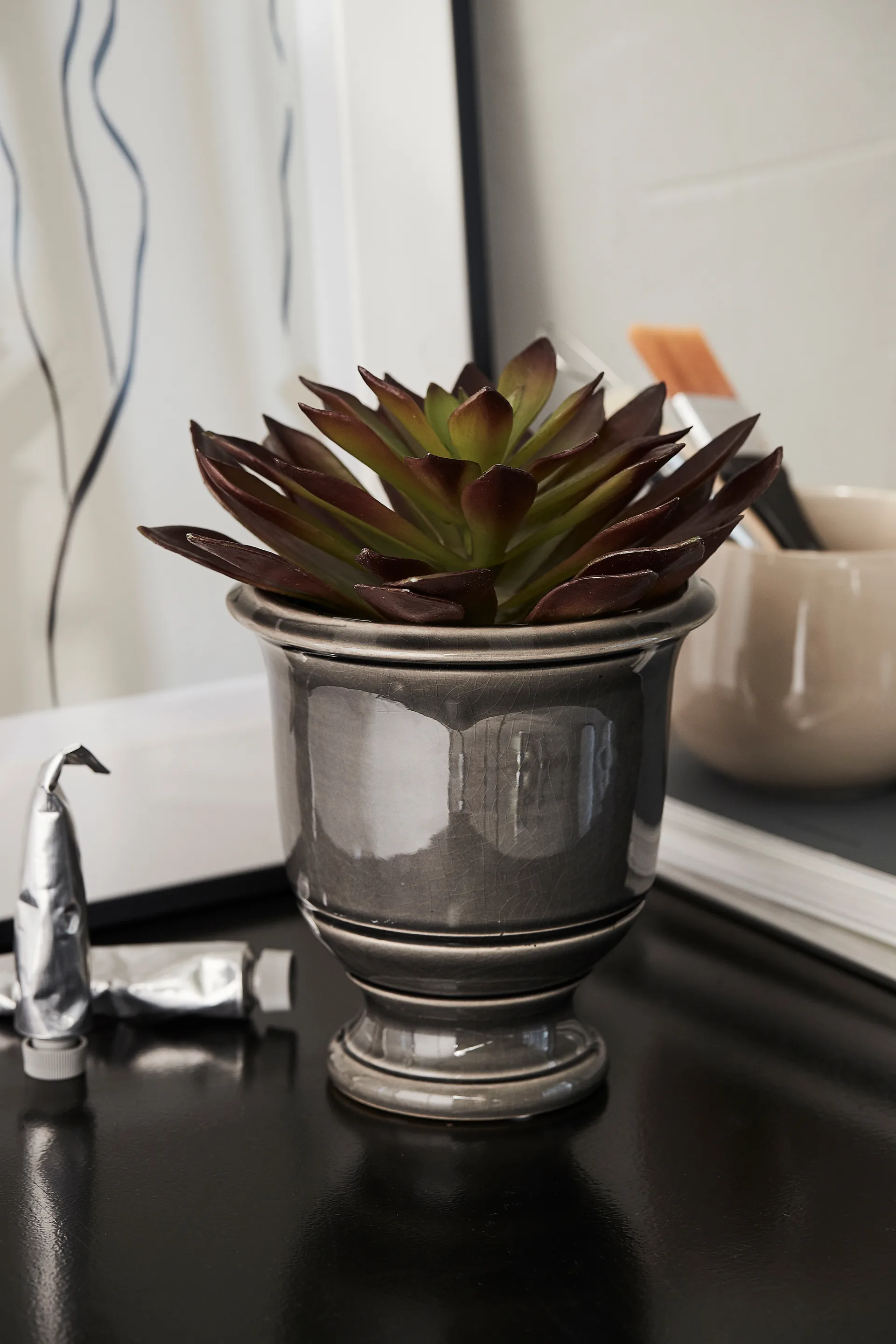 Doniczka Roselle Ø13 cm, Dark grey Lene Bjerre