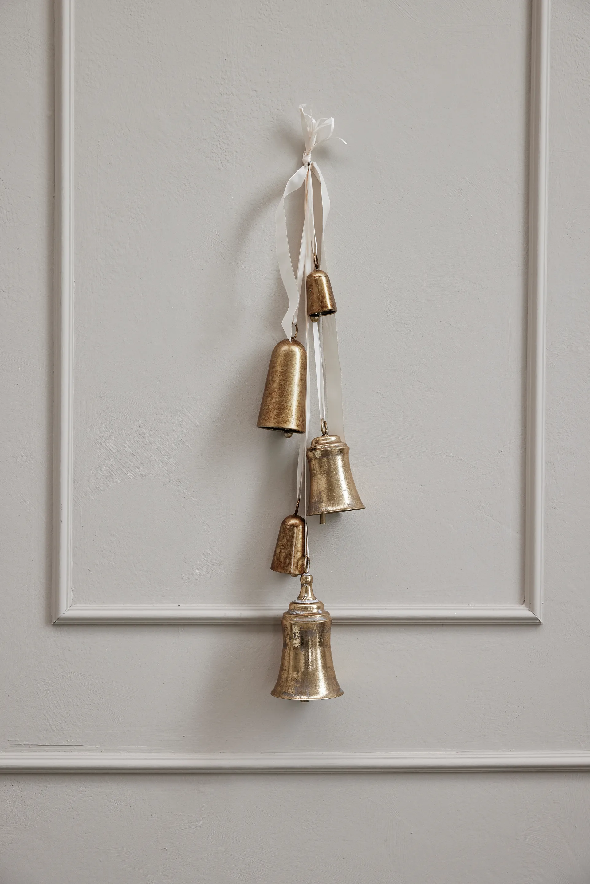 Dzwonek Missia 18 cm, Jasne złoto Lene Bjerre