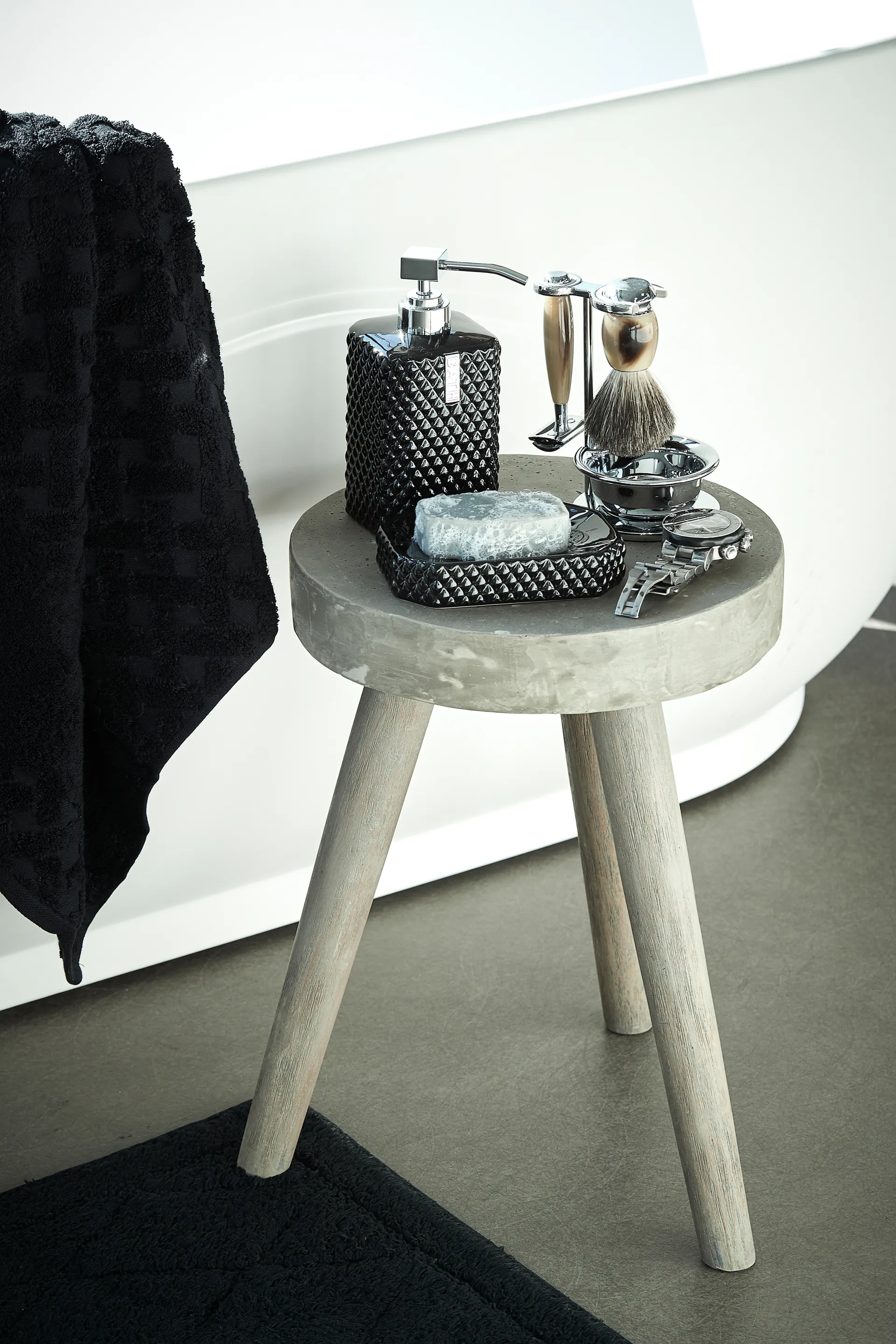 Mydelniczka Marion 13,5x9 cm, Black-silver Lene Bjerre