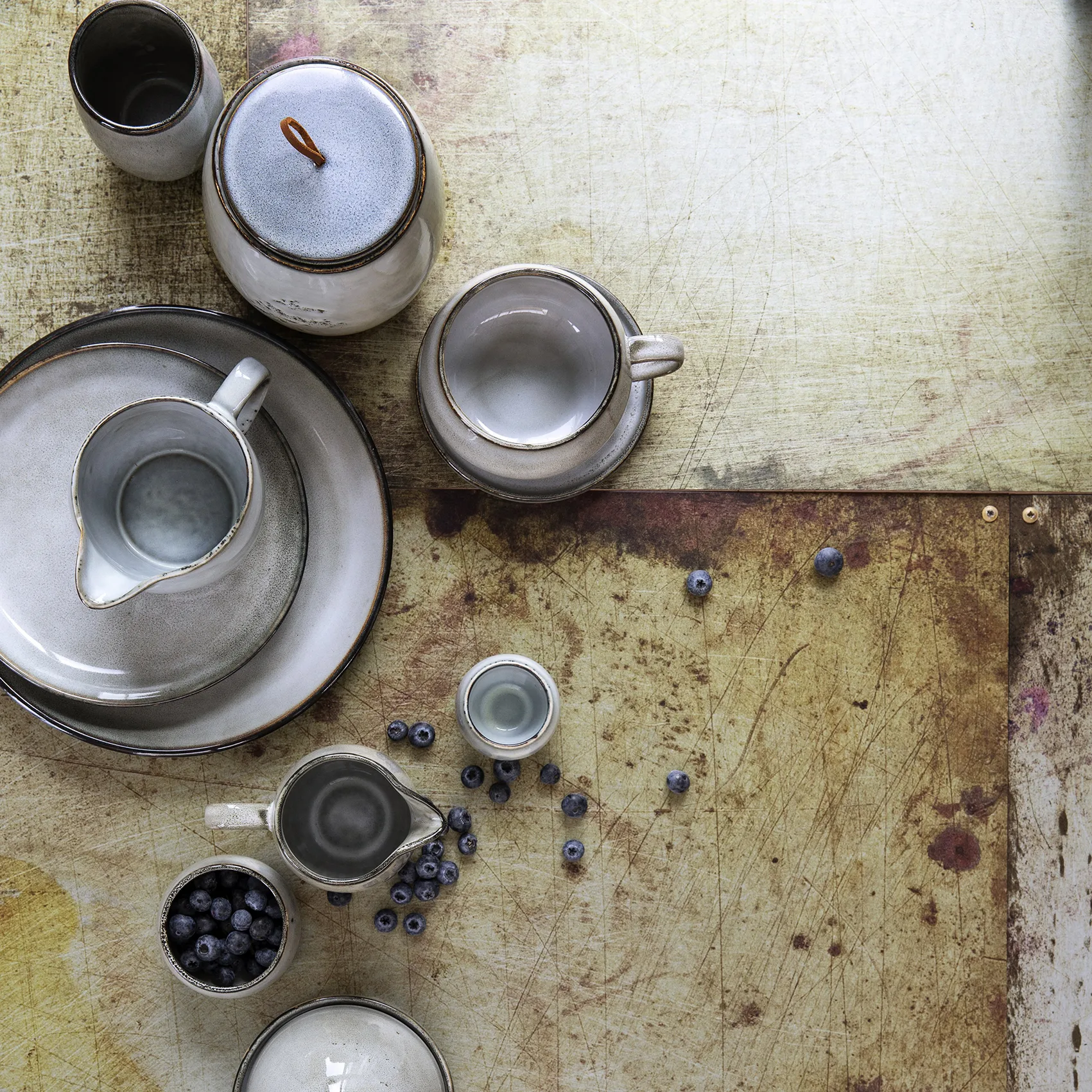 Talerz Amera owalny, Szary Lene Bjerre