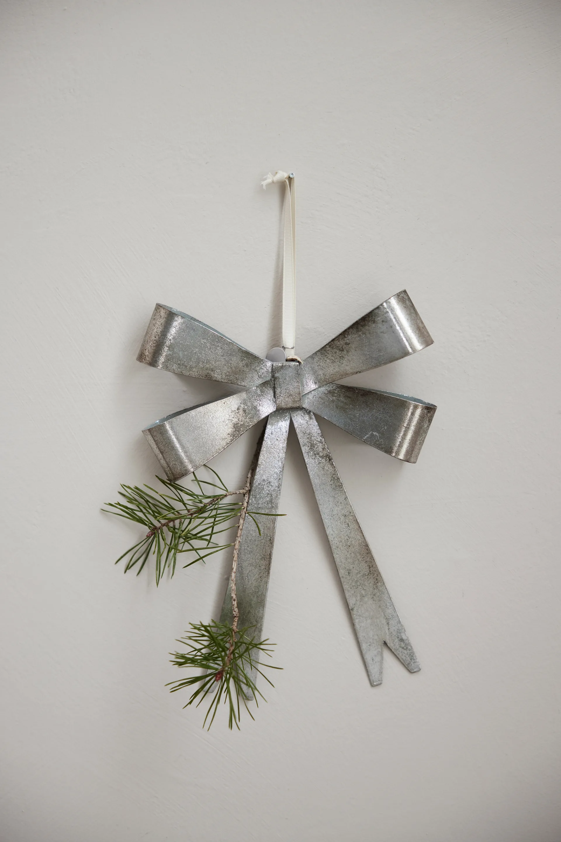 Zawieszka dekoracyjna Missia kokarda 25 cm, Srebrny Lene Bjerre