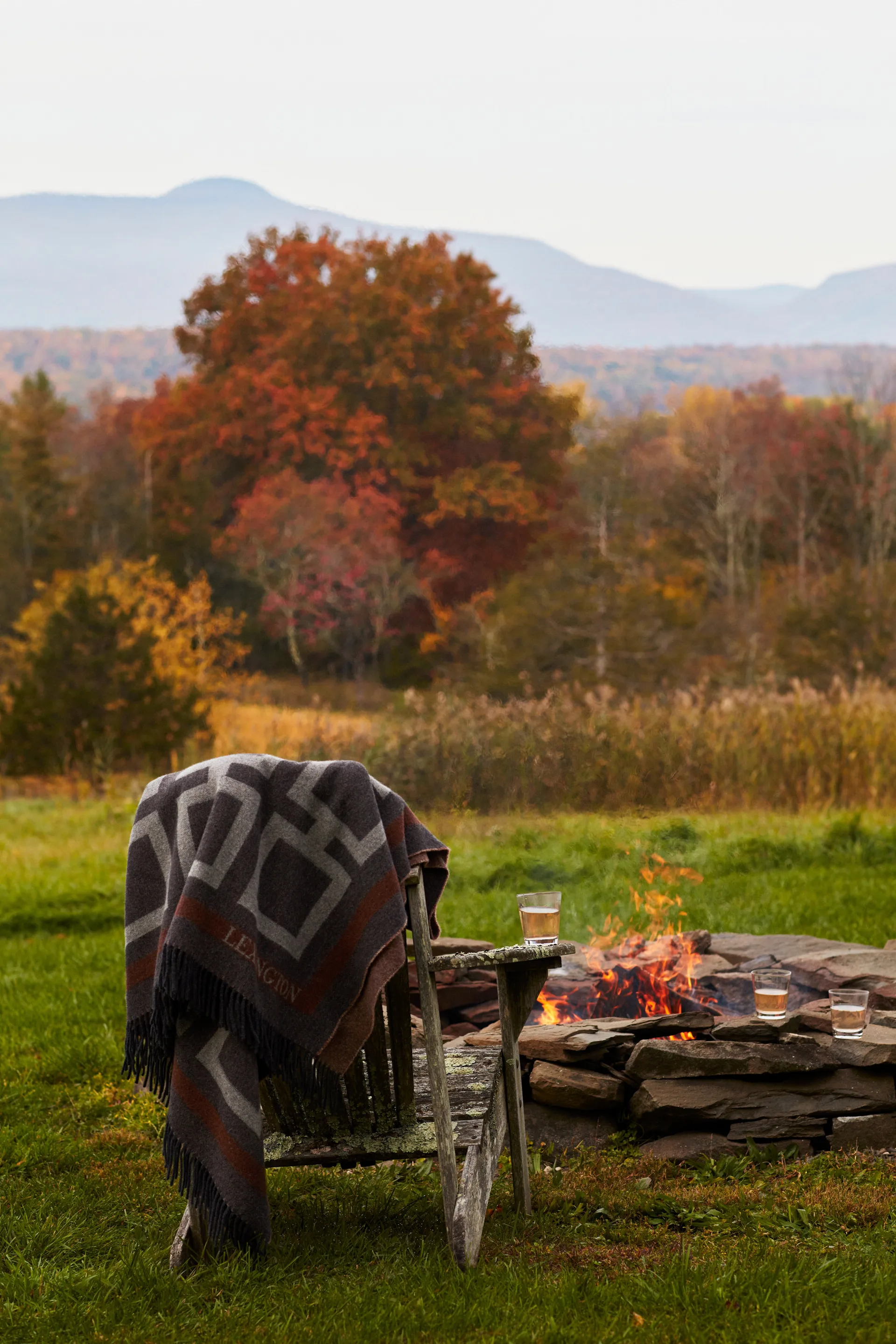 Graphic Recycled Wool pled 130x170 cm, Dark gray-white-brown Lexington