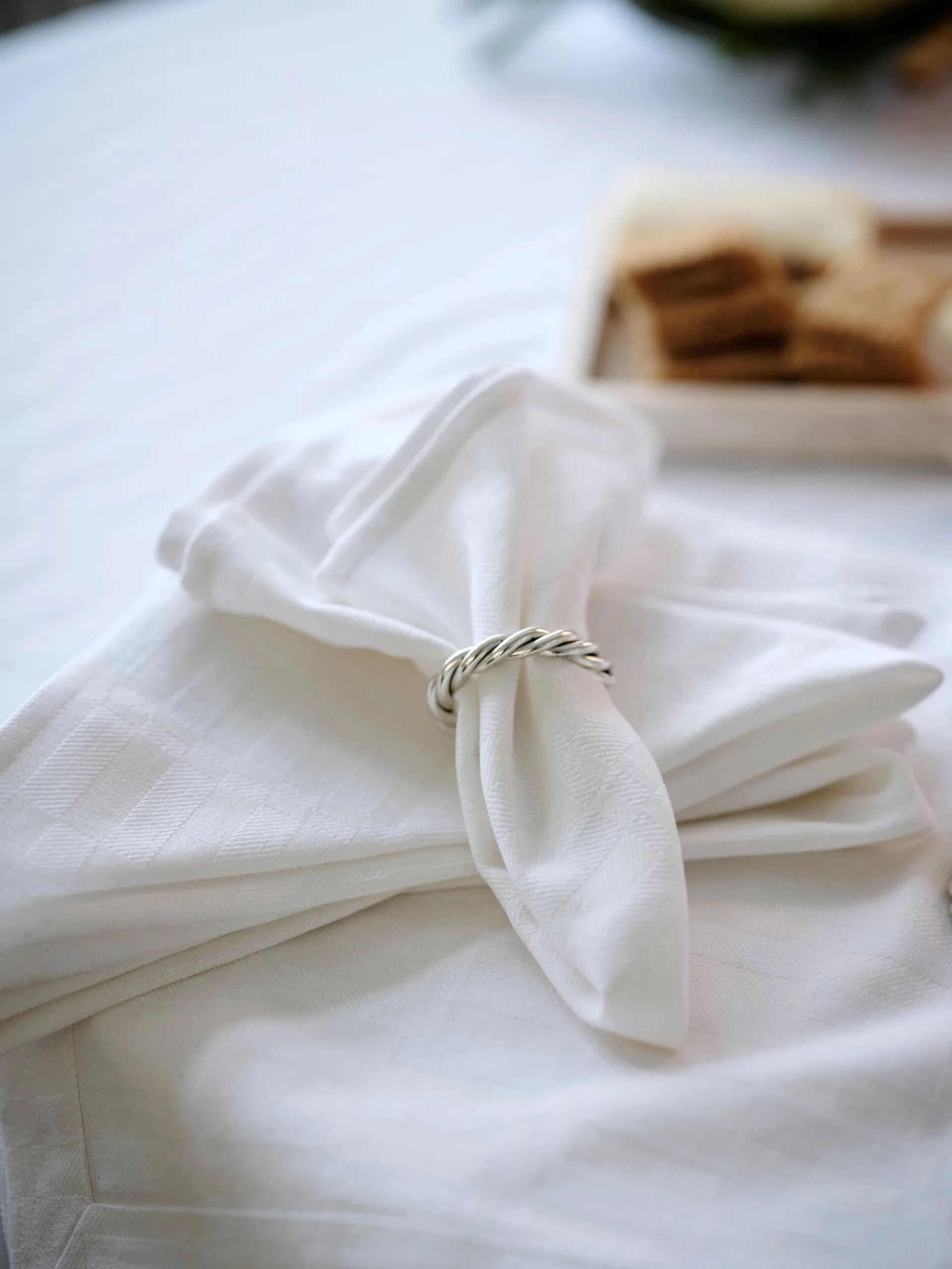 Obrus White Jacquard Cotton 150x250 cm, Biały Lexington