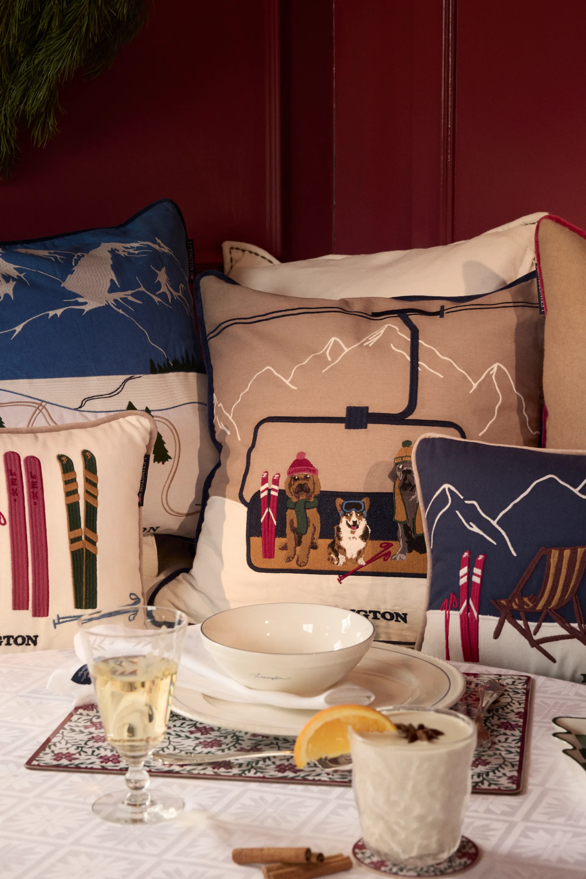 Poszewka na poduszkę Down Hill z ekologicznej bawełny 50x50 cm, Blue-White Lexington