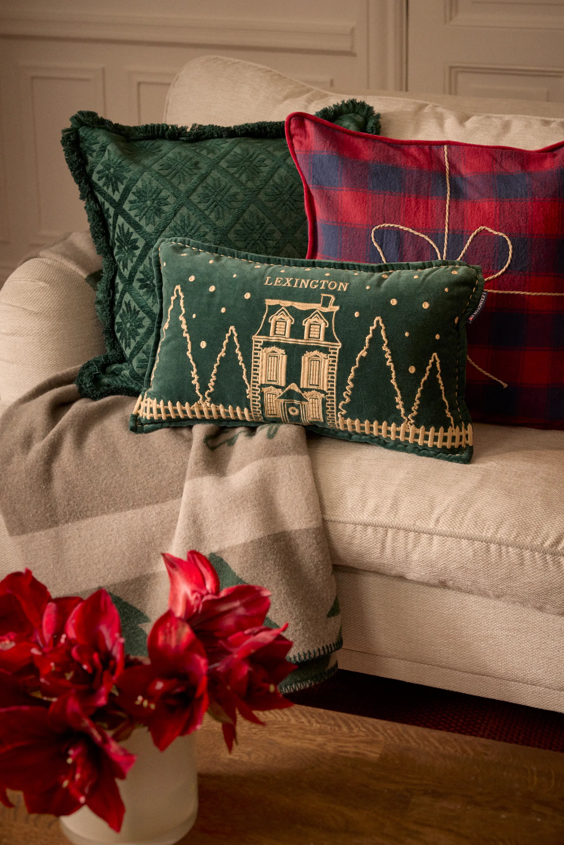 Poszewka na poduszkę Wrapped Checked z ekologicznej flaneli 50x50 cm, Dark blue-red Lexington