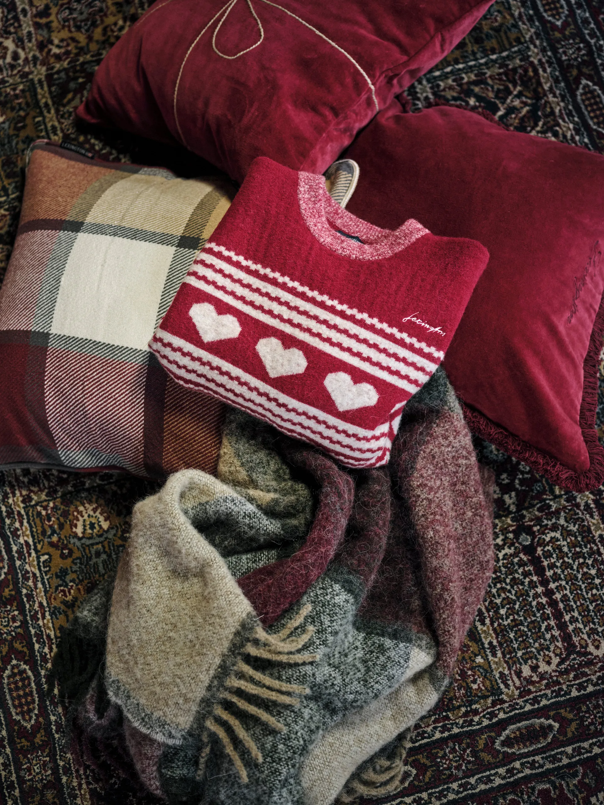 Poszewka na poduszkę Wrapped Velvet 50x50 cm, Czerwona Lexington