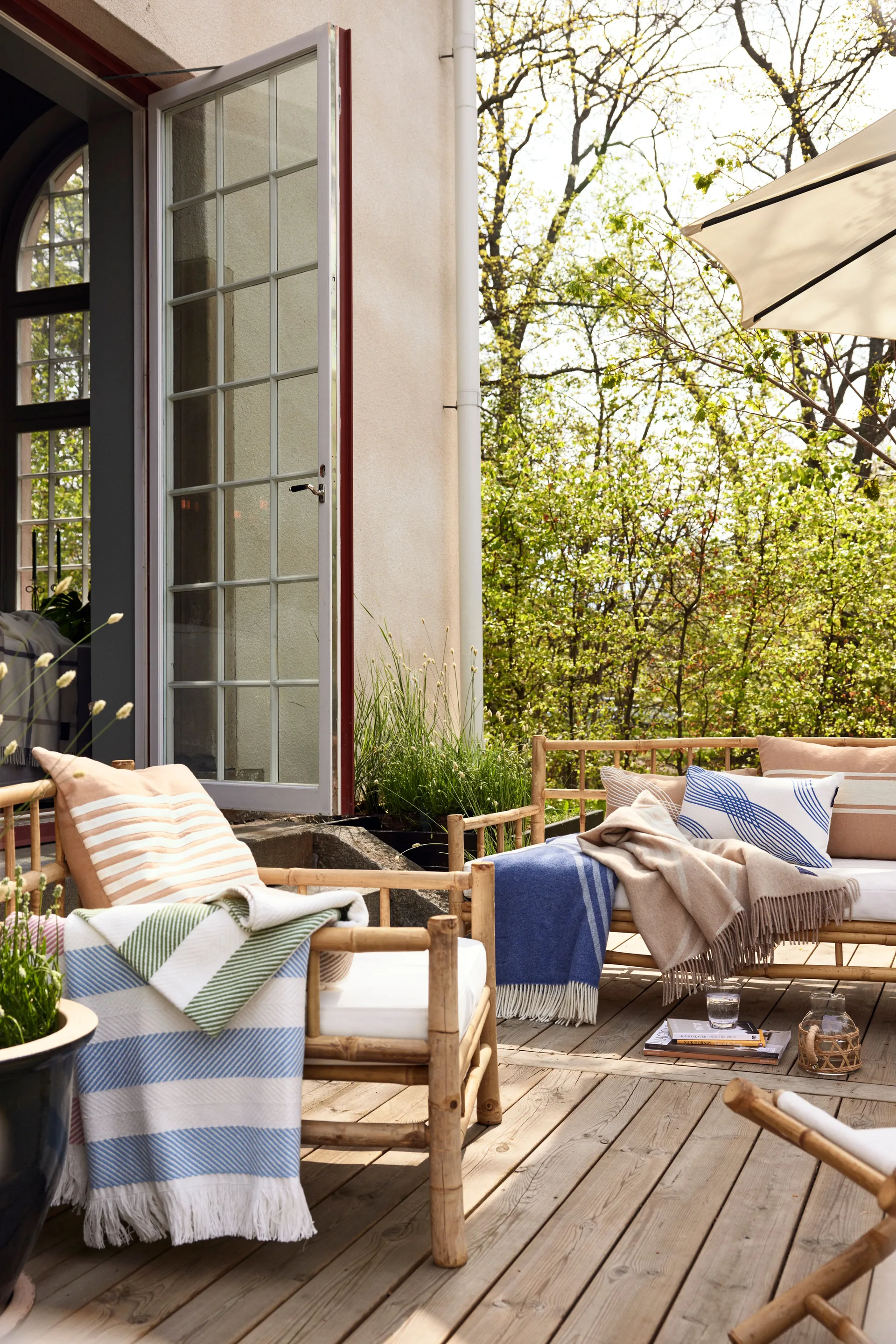 Poszewka na poduszkę z lnu i bawełny Emboidery Striped 50x50 cm, Beige - white Lexington