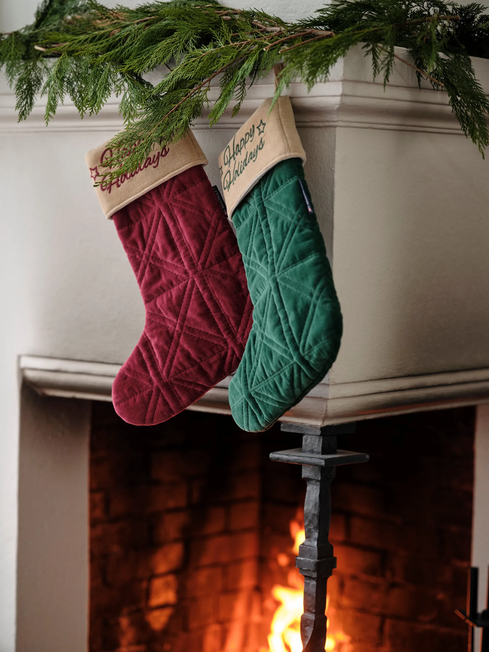 Skarpeta świąteczna Happy Holidays Velvet, Zielona Lexington