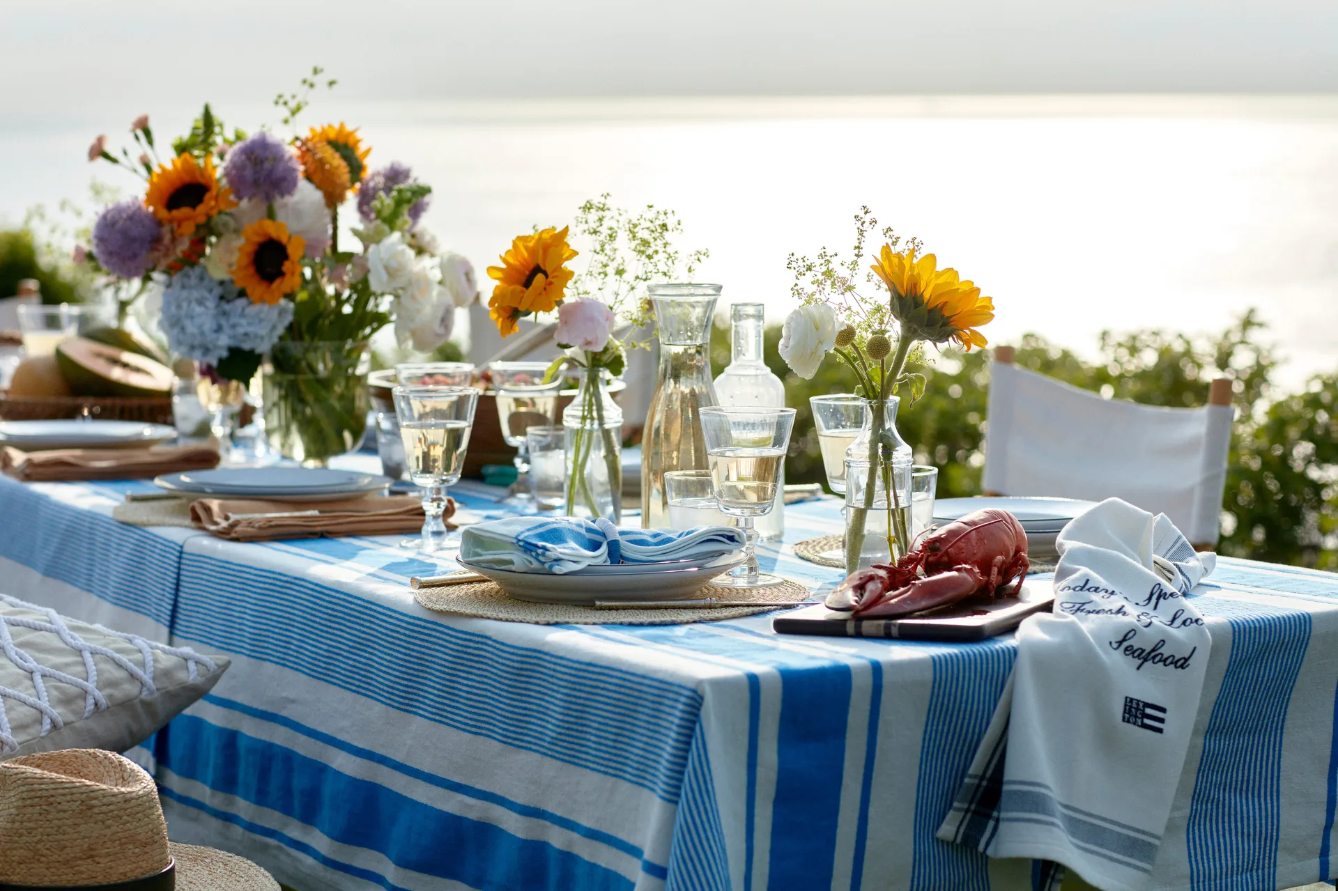 Striped Linen Cotton obrus 150x250 cm, Niebieski-biały Lexington