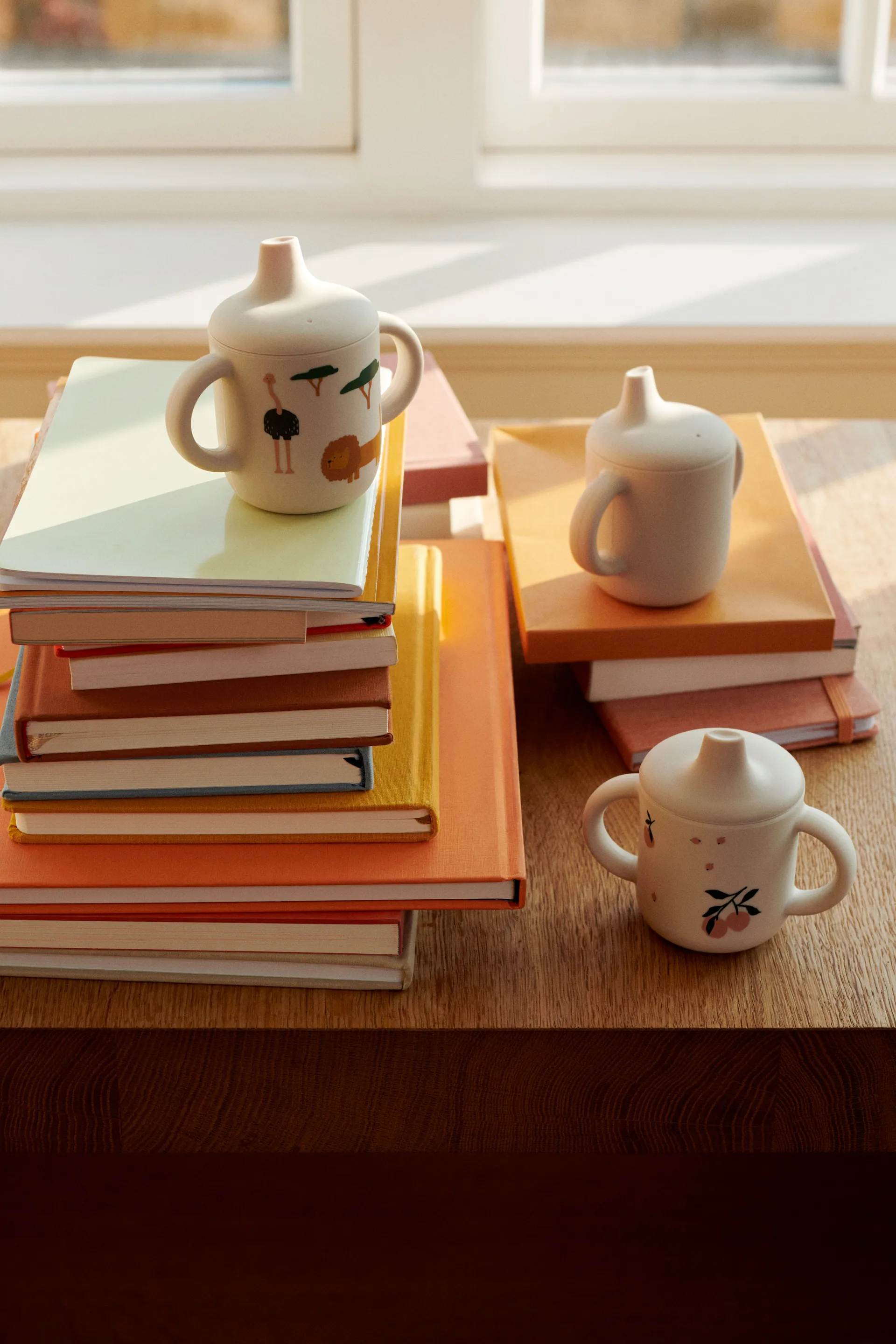 Kubek niekapek Neil 150 ml, Peach-Sea shell mix Liewood