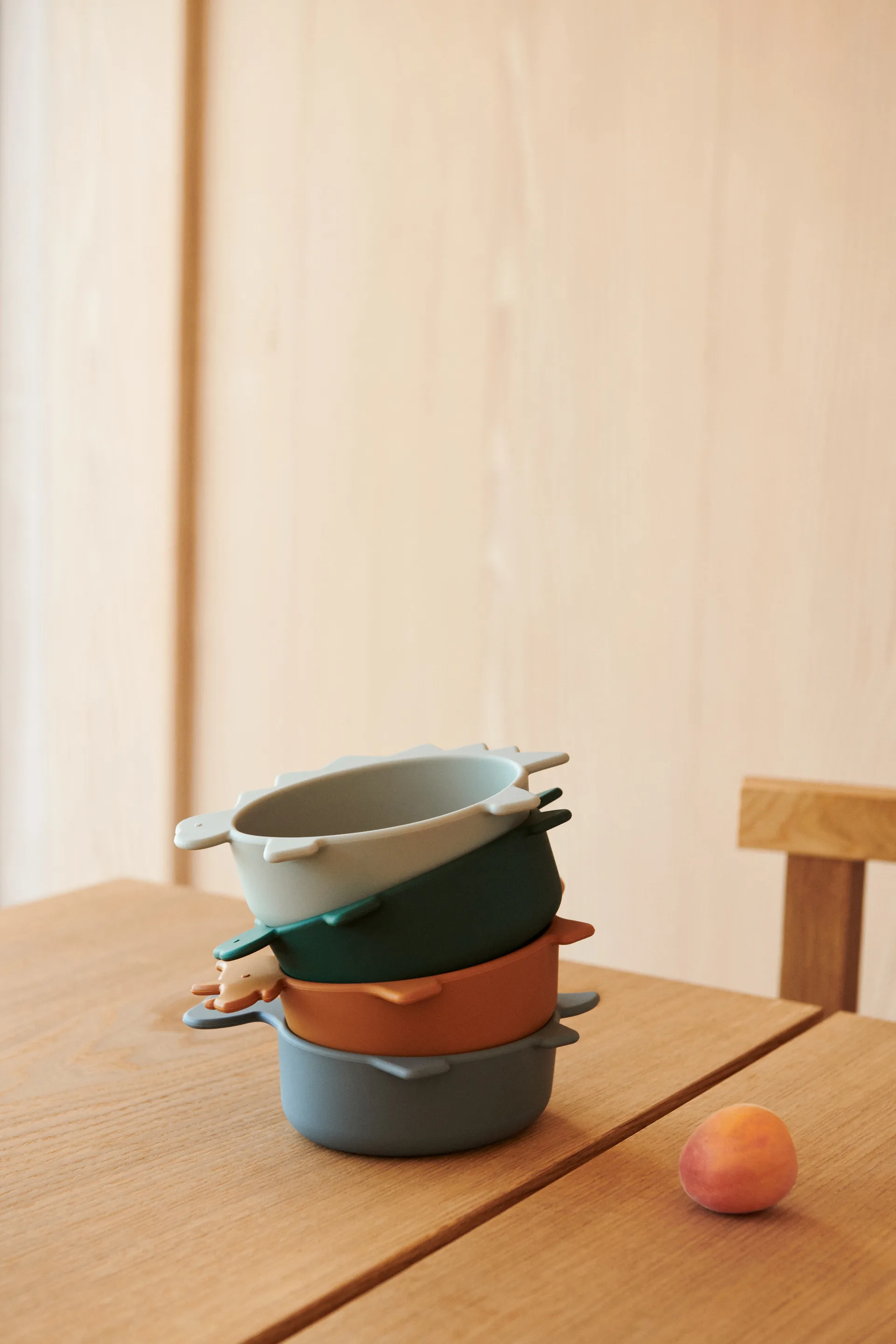 Miska silikonowa Iggy 4 części., Dino blue multi mix Liewood