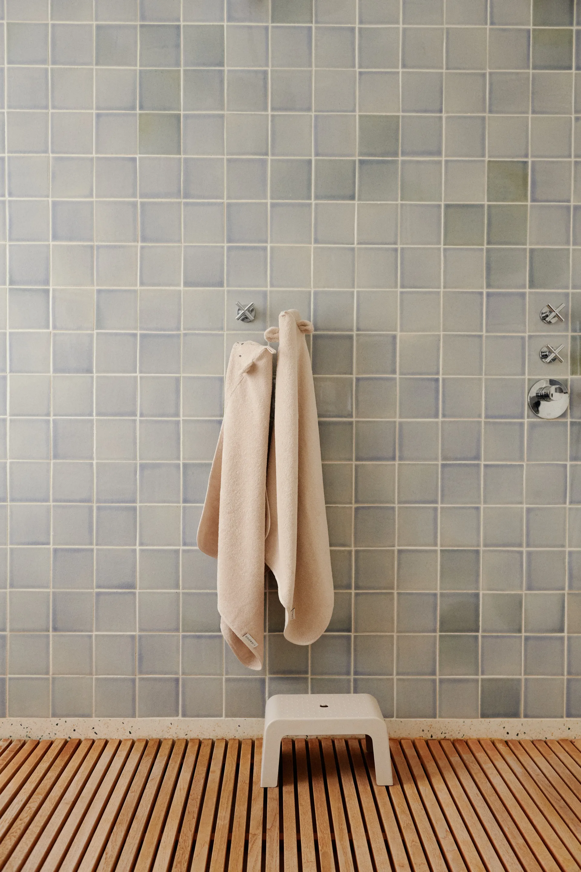 Ręcznik z kapturem Albert 70x70 cm, Sandy Liewood