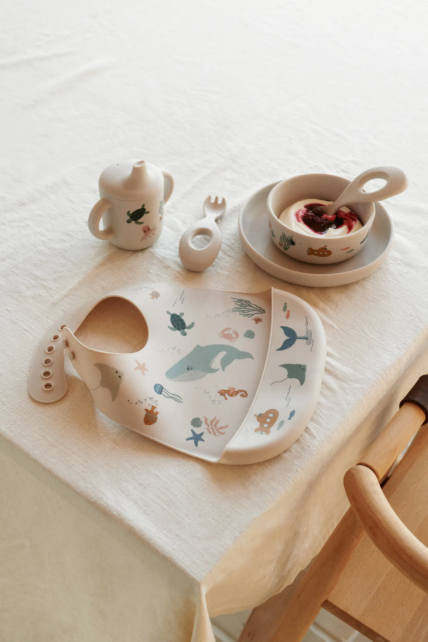 Śliniak silikonowy Tilda 2 szt., Sea creature-Sandy Liewood