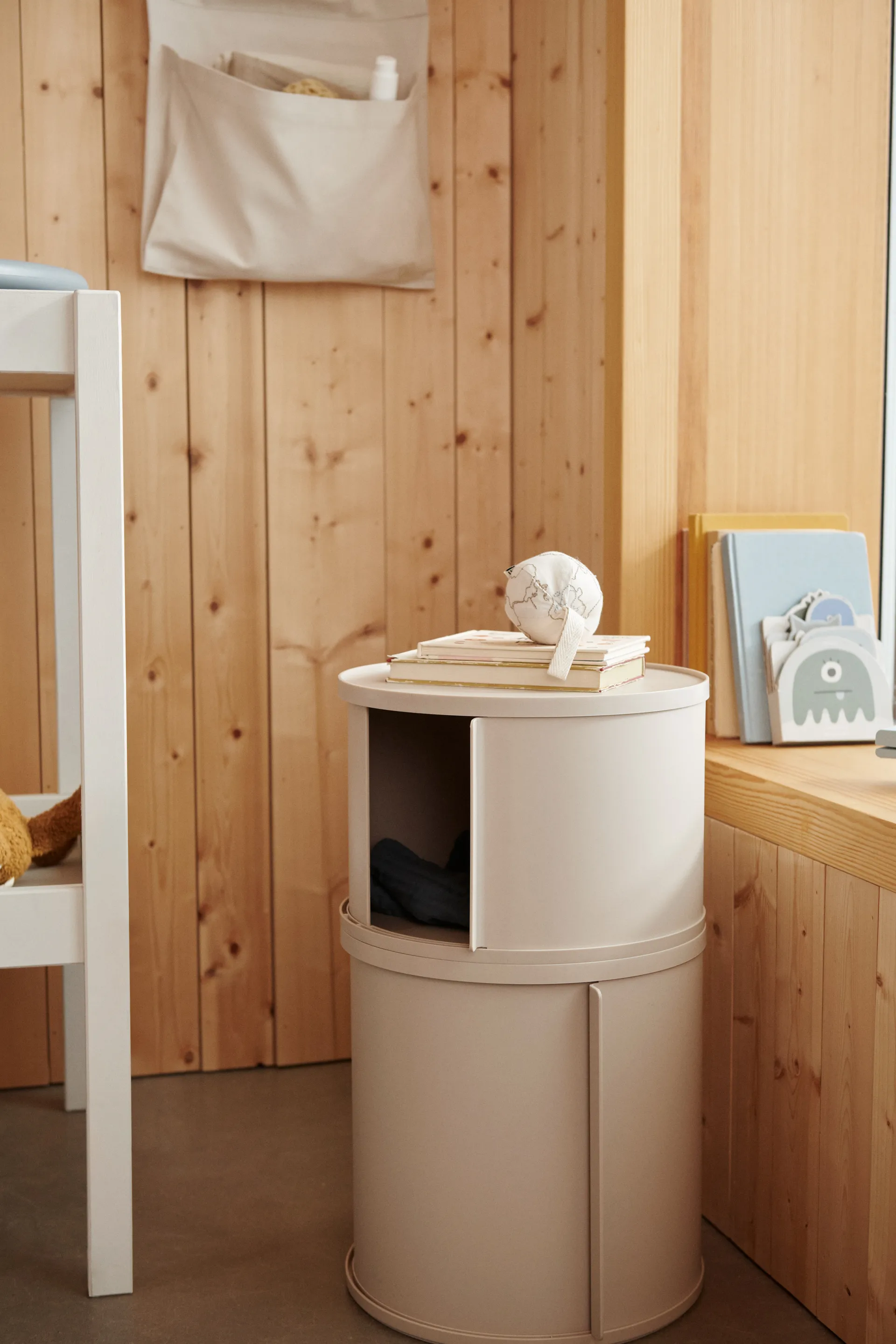 Stolik Damien Ø32x33 cm, Sandy Liewood