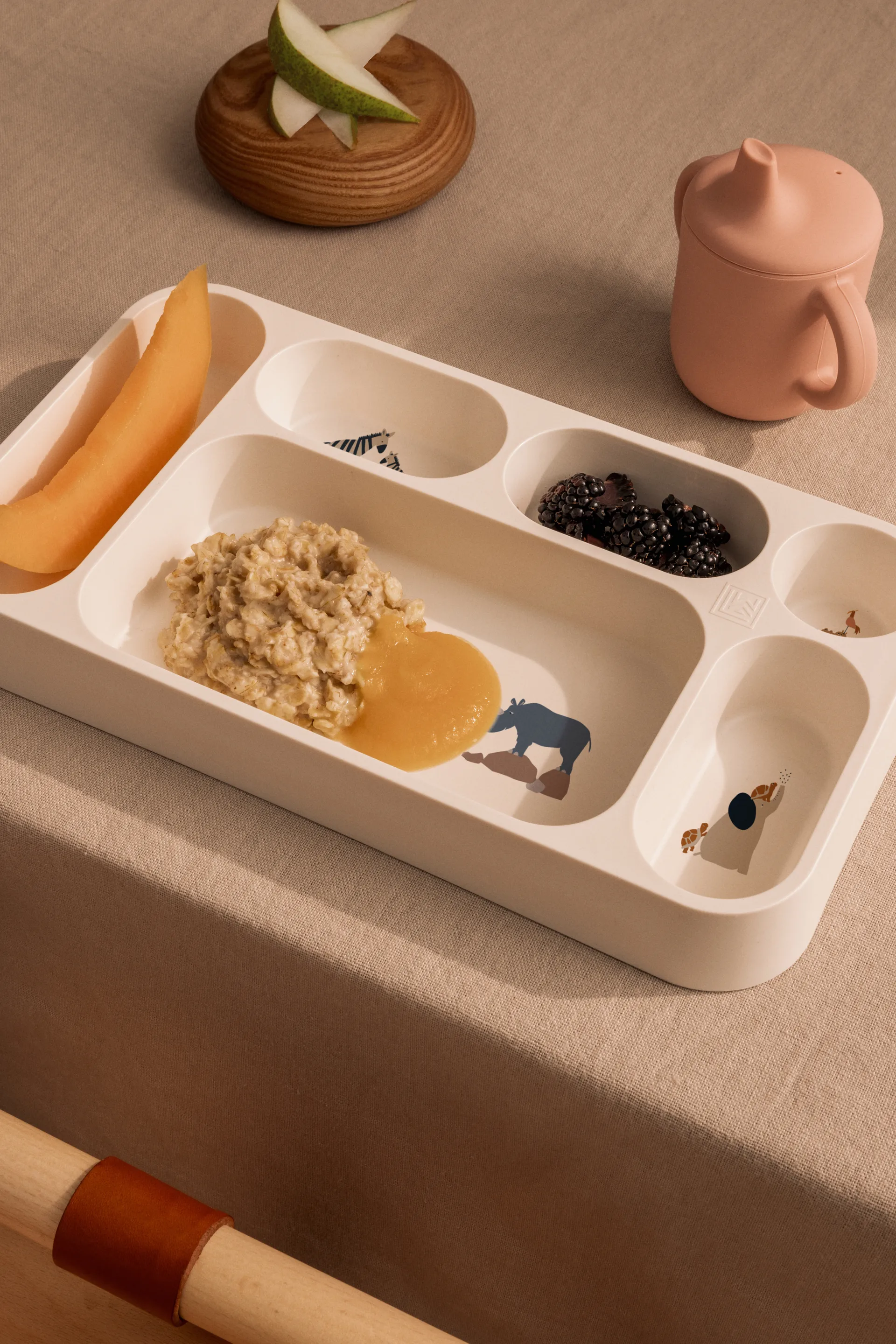 Talerz z 6 przegródkami Mosu 17x30 cm, All together-Sandy Liewood