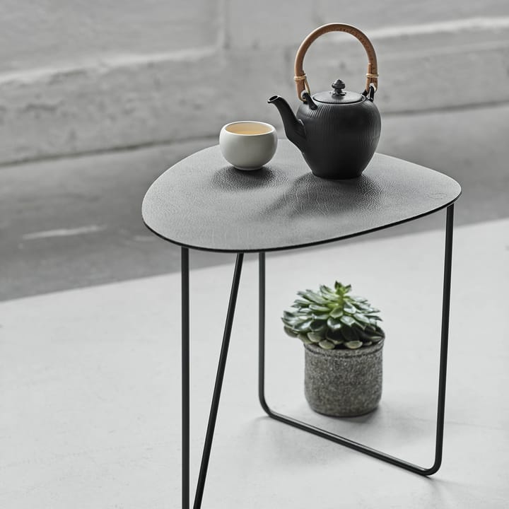 Curve Hippo stolik boczny L, Black-anthracite LIND DNA