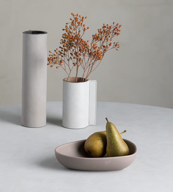 Curve Stoneware talerz głęboki 19x22 cm - Ciepła szarość - LIND DNA