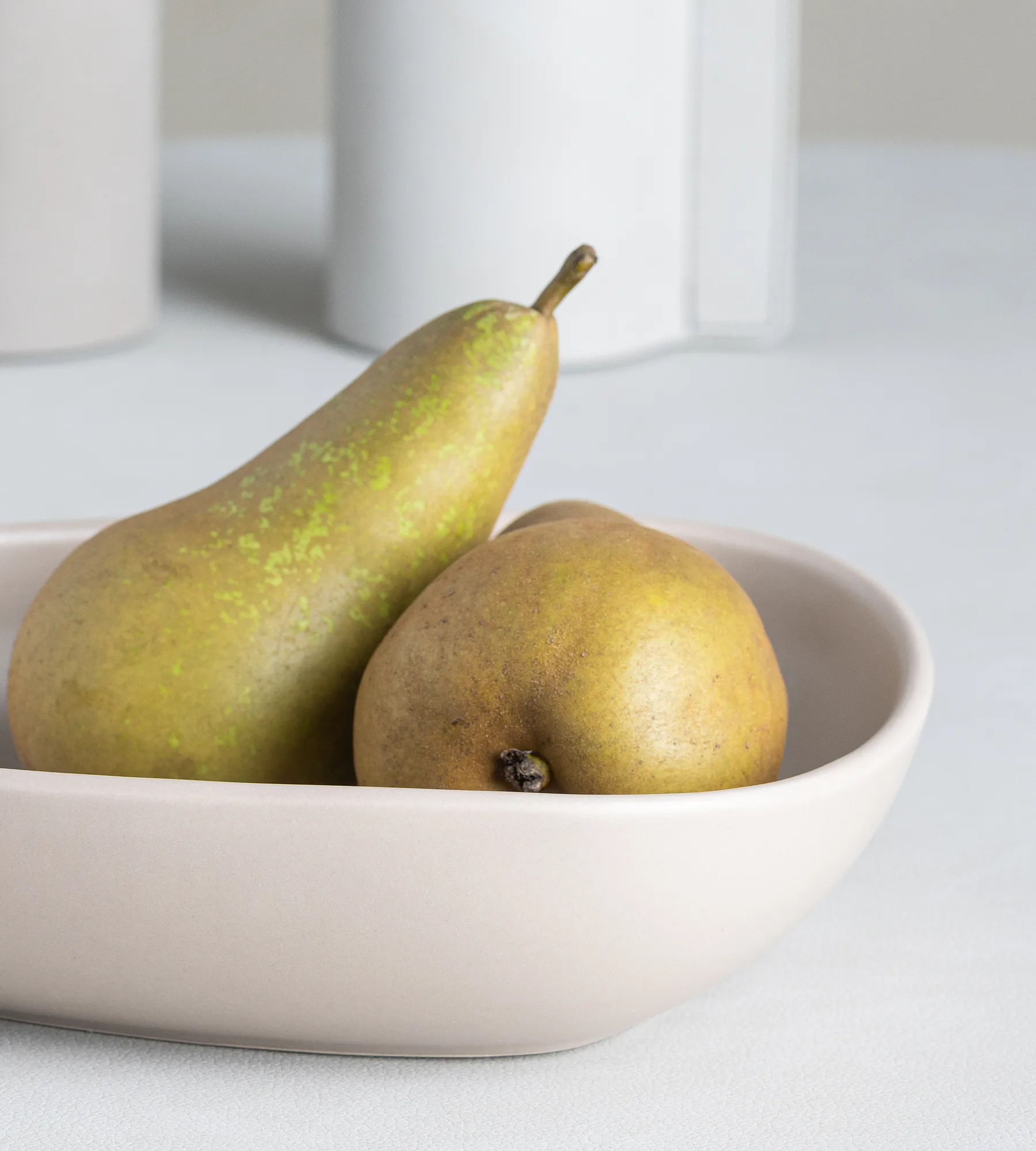 Curve Stoneware talerz głęboki 19x22 cm, Piaskowy LIND DNA