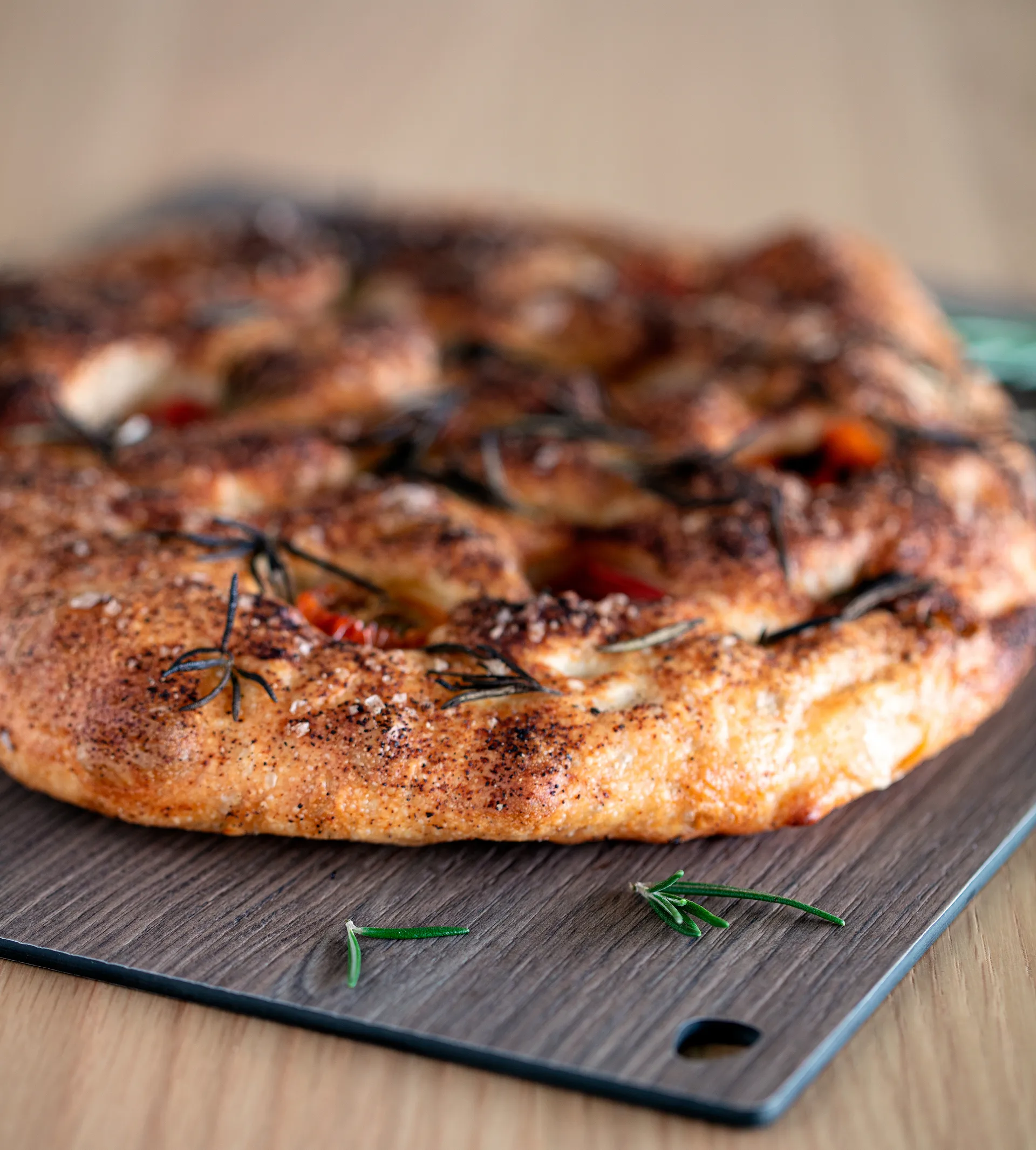 Cut & Serve kwadratowa deska do krojenia L, Orzech włoski LIND DNA